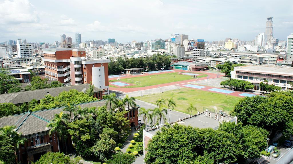 Sunwise Hotel Kaohsiung Buitenkant foto