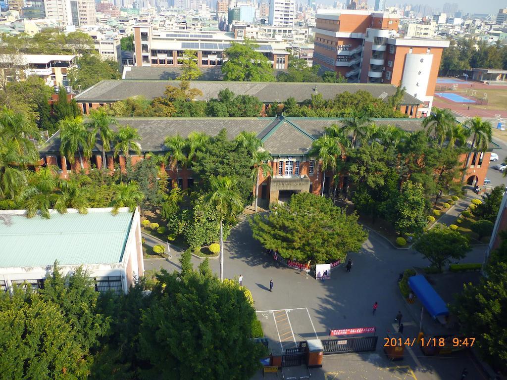 Sunwise Hotel Kaohsiung Buitenkant foto