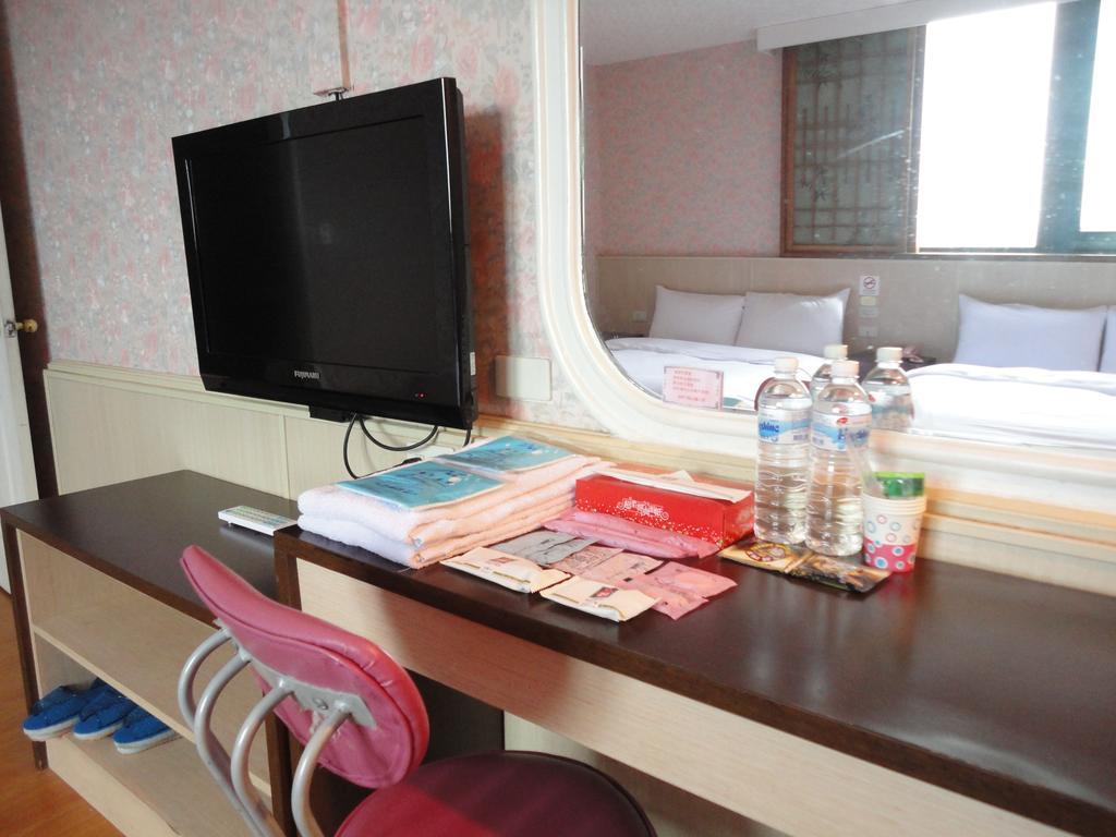 Sunwise Hotel Kaohsiung Buitenkant foto